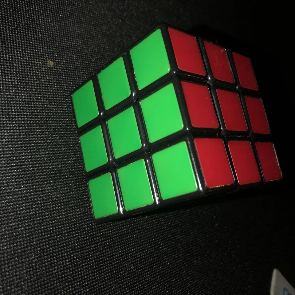 Genuine 3x3 Rubiks Cube Puzzle Brain Teaser OFFICIAL ORIGINAL rubix - Image 3 of 4