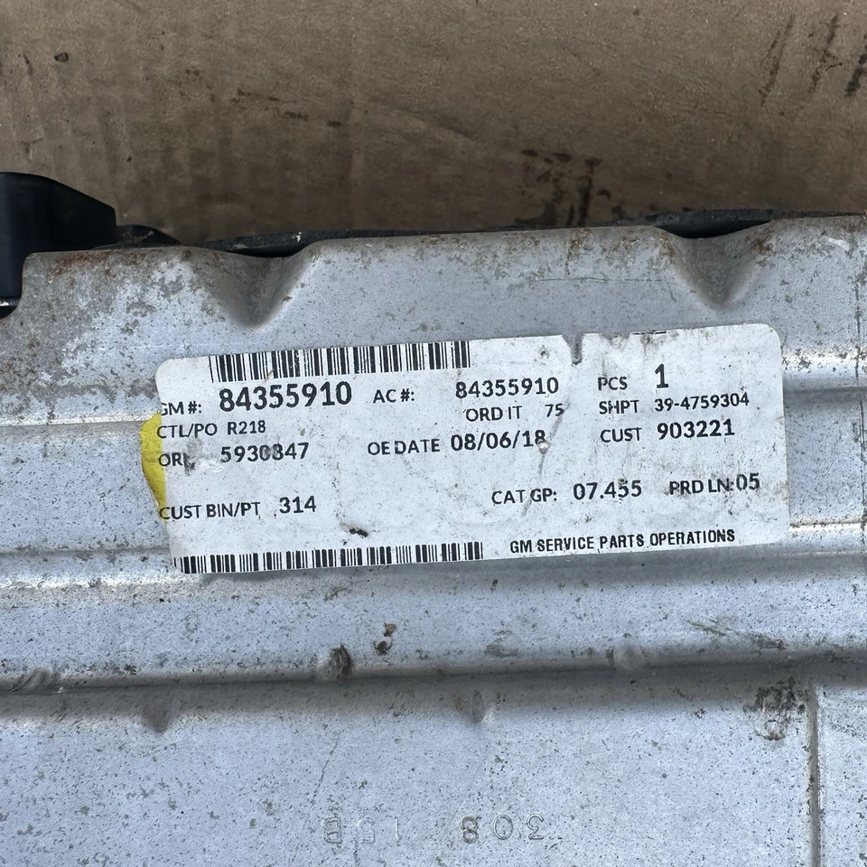 Bomba compresora de suspensión neumática trasera Cadillac XTS 2013-2019 OEM #84355910 Foto 3 de 4
