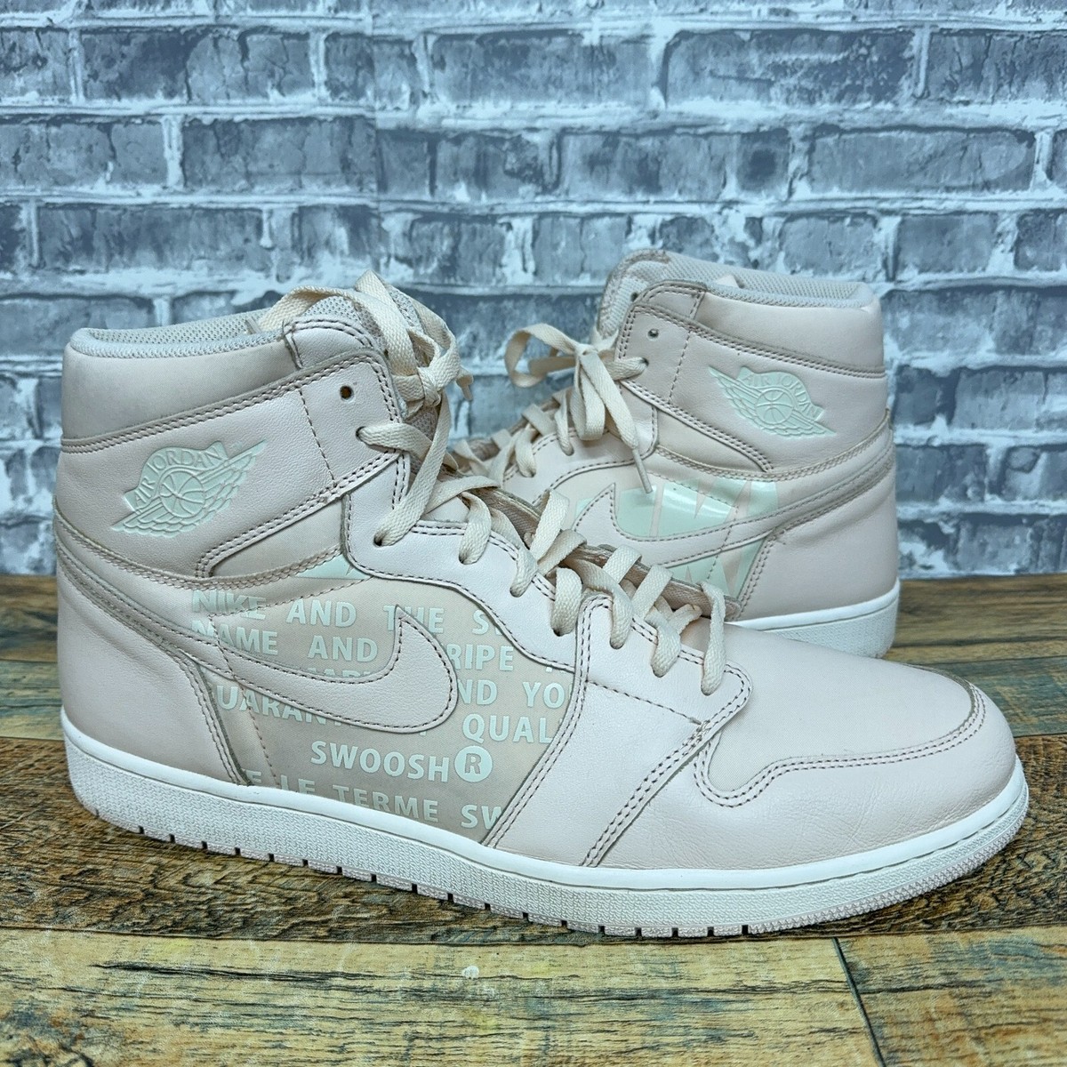 靴 Jordan 1 Retro High Guava Ice Nike Air Jordan 1 Retro High OG Guava Ice 555088 801 New In