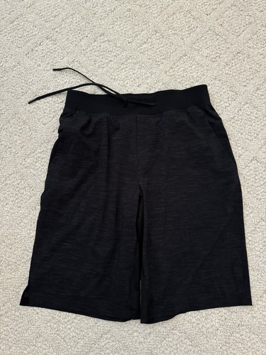 Pantalones Cortos Lululemon T.H.E Elásticos Sin Forro Brezo Todo Carbón Negro Talla M - Imagen 4 de 6