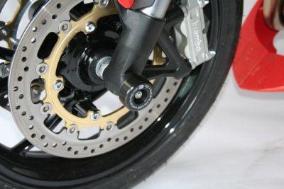 Protection fourche R&G Triumph Tiger 1050 pour voyage et routes sinueuses