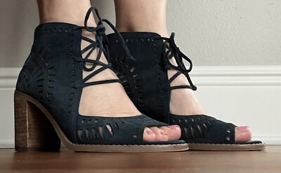   VINCE CAMUTO Sz 6.5 Blue Suede Laser Cut Open Toe Ankle Boot Lace Up Back Zip