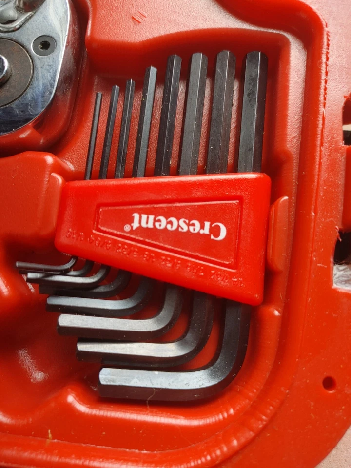 36 PIECE CRESCENT 3/8 DRIVE SOCKET ALLEN WRENCH SET SAE STANDARD METRIC W/CASE - Image 3 of 4