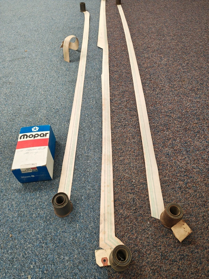 Chrysler Cordoba 1977 puerta guardabarros izquierdo y cuarto kit de cinta verde 4057505 nuevo de lote Foto 3 de 4