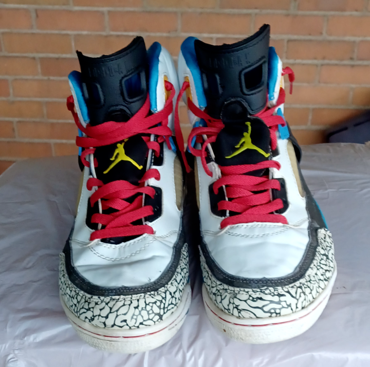 Jordan Spizike Bordeaux size 12 Jordan Spizike Bordeaux 2012 Size 12 - Excellent Condition  main image 3