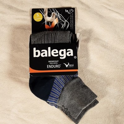 NWT Balega ENDURO Quarter Running Socks Grey Heather / Ink Size Small