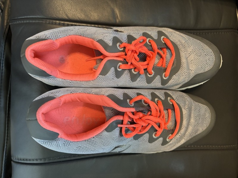 Foot Joy Womens gray/hot pink insides golf shoes Size 9 1/2 95703