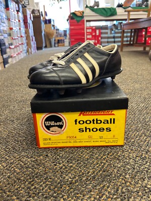 Wilson football cleats size 8 black and white low cut
