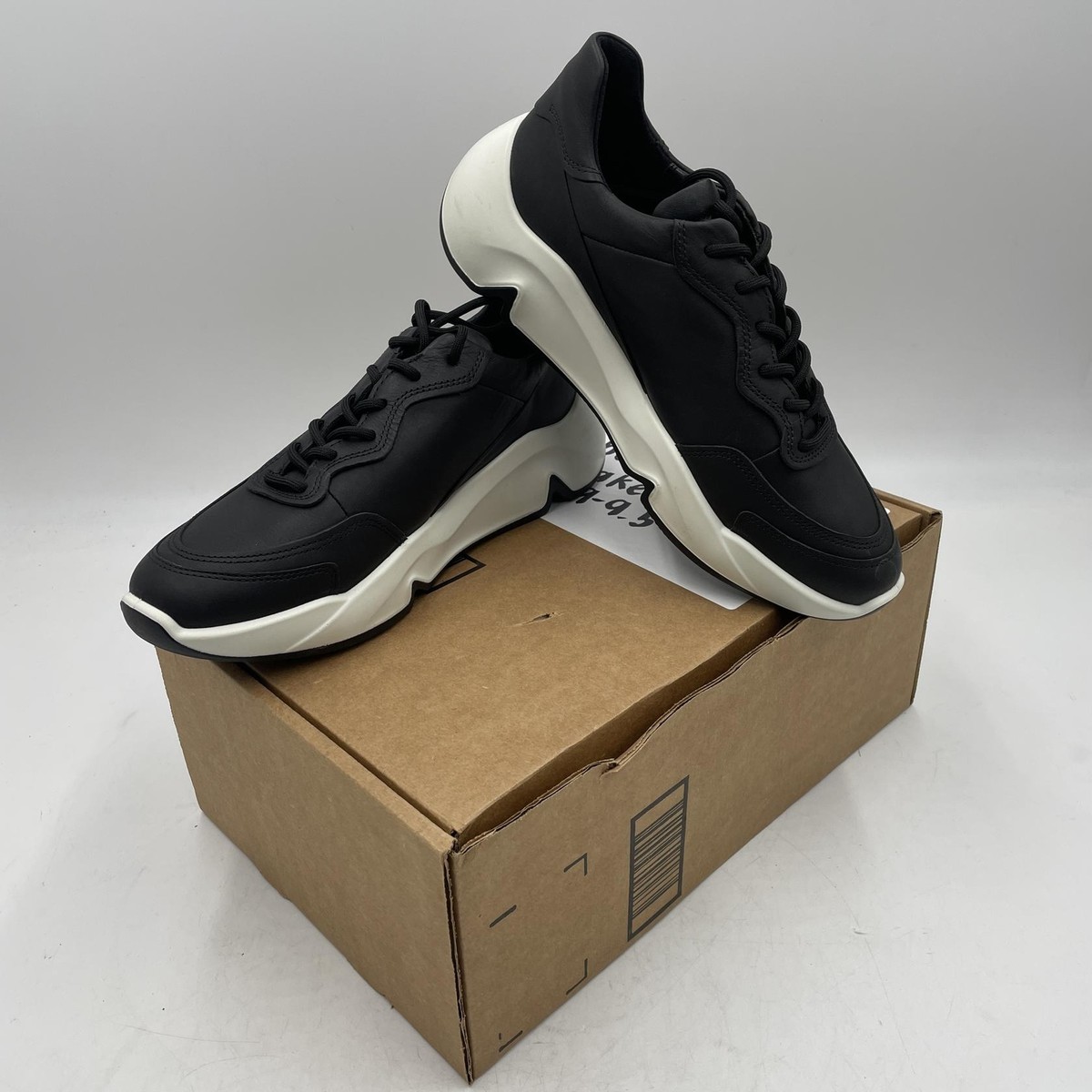 新品未使用 ECCO CHUNKY SNEAKER M US9-9.5 ECCO Women's Chunky Tie Leather Platform Sneaker Shoes, size