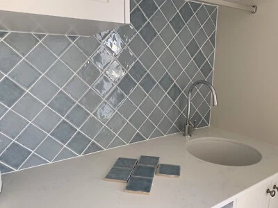 Sample Cotswold Gloss White Tiles 100mm 100mm Selling Per M2 100 Tiles Per M2