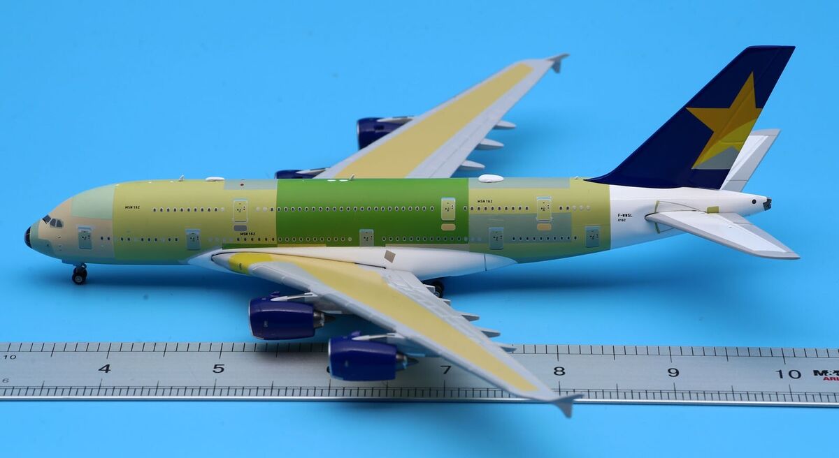 JC Wings 1:400 SKYMARK Airline JC Wings 1:400 SKYMARK Airline