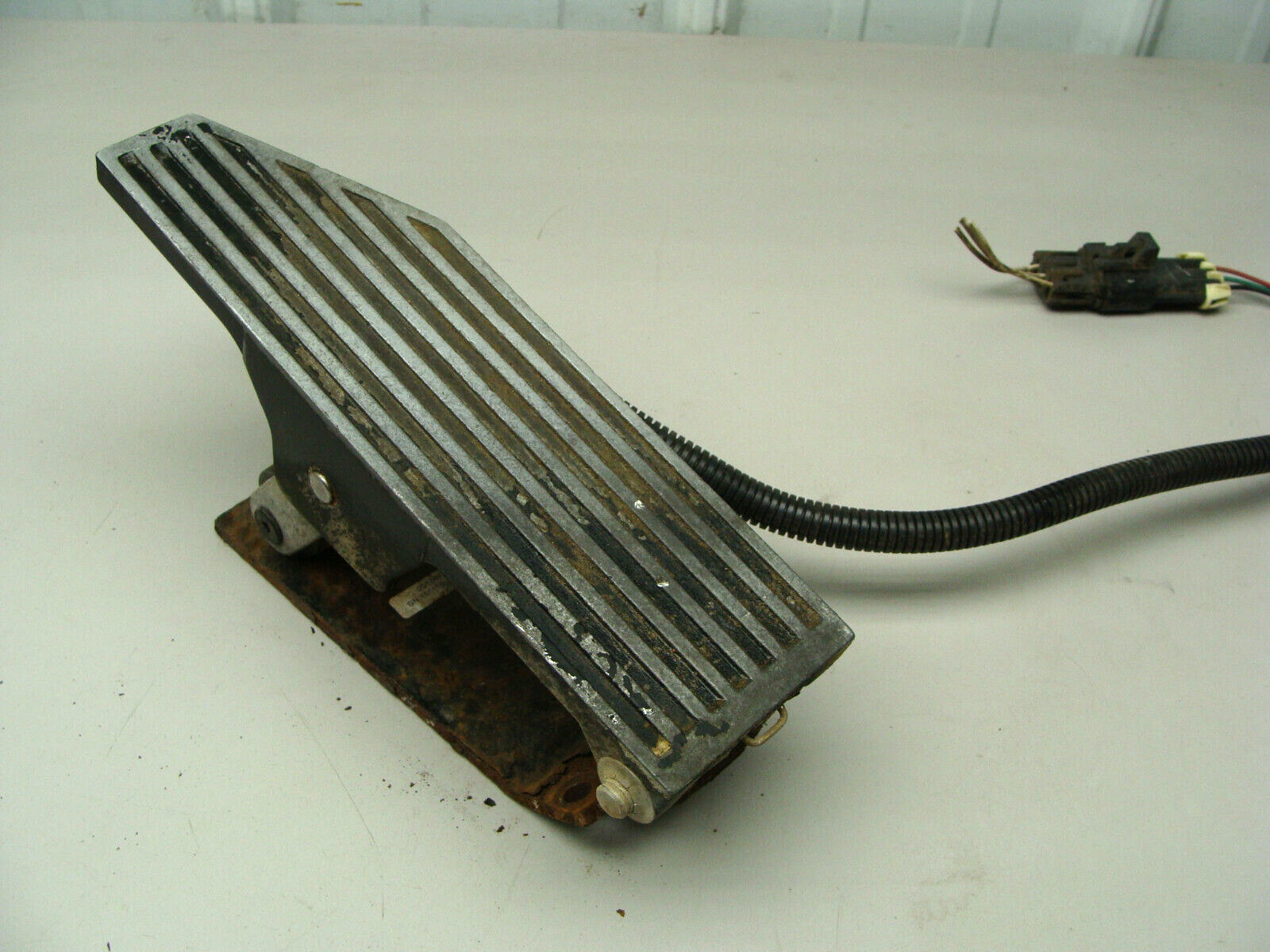 Mack Accel Pedal 4qb514 25174978 for sale online | eBay 