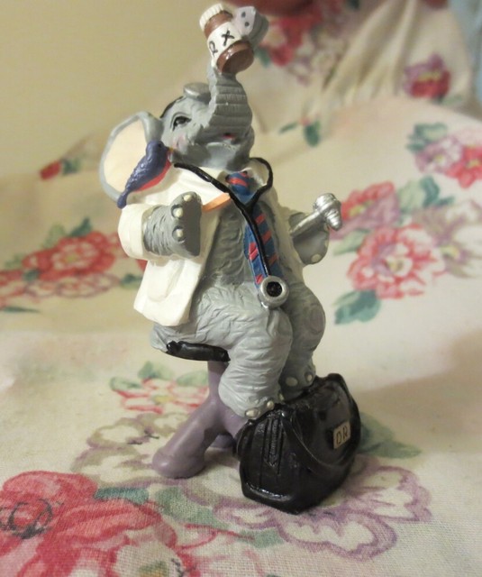 Luckyphants. Elephant figurine Doctor with Stethoscope & Medicine