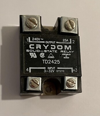 CRYDOM TD2425 SOLID STATE RELAY 3-32V 240V 25A QUANTITY