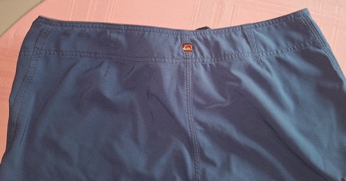 Mens Blue Quiksilver Board Shorts Size 34w Good Used Condition - Picture 3 of 6