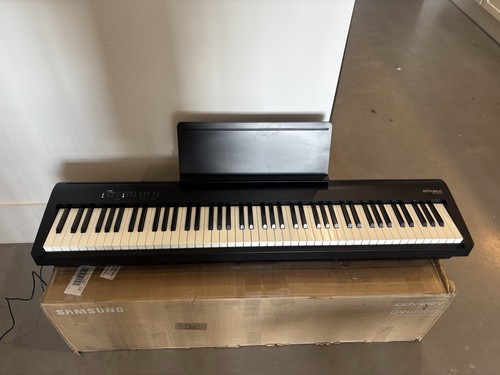 Roland FP-30X Digital Piano Black - Parts/Repair AS-IS Powers On