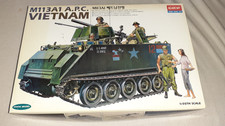 Academy 1389 , M113A1 A.P.C Vietnam , 1/35 , Neu , OVP, mit 5 Figuren