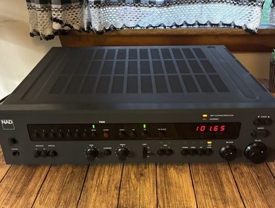 NAD 7000 Monitor Series AM/FM Stereo Receiver
