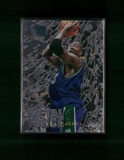 1995-96 Metal Metal Force #1 Vin Baker Bucks RARE