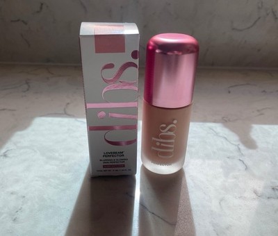 Dibs Beauty LOVEBEAM PERFECTOR Blurring & Glowing ~ No 2 LOVES ME LOVES ME NOT ~