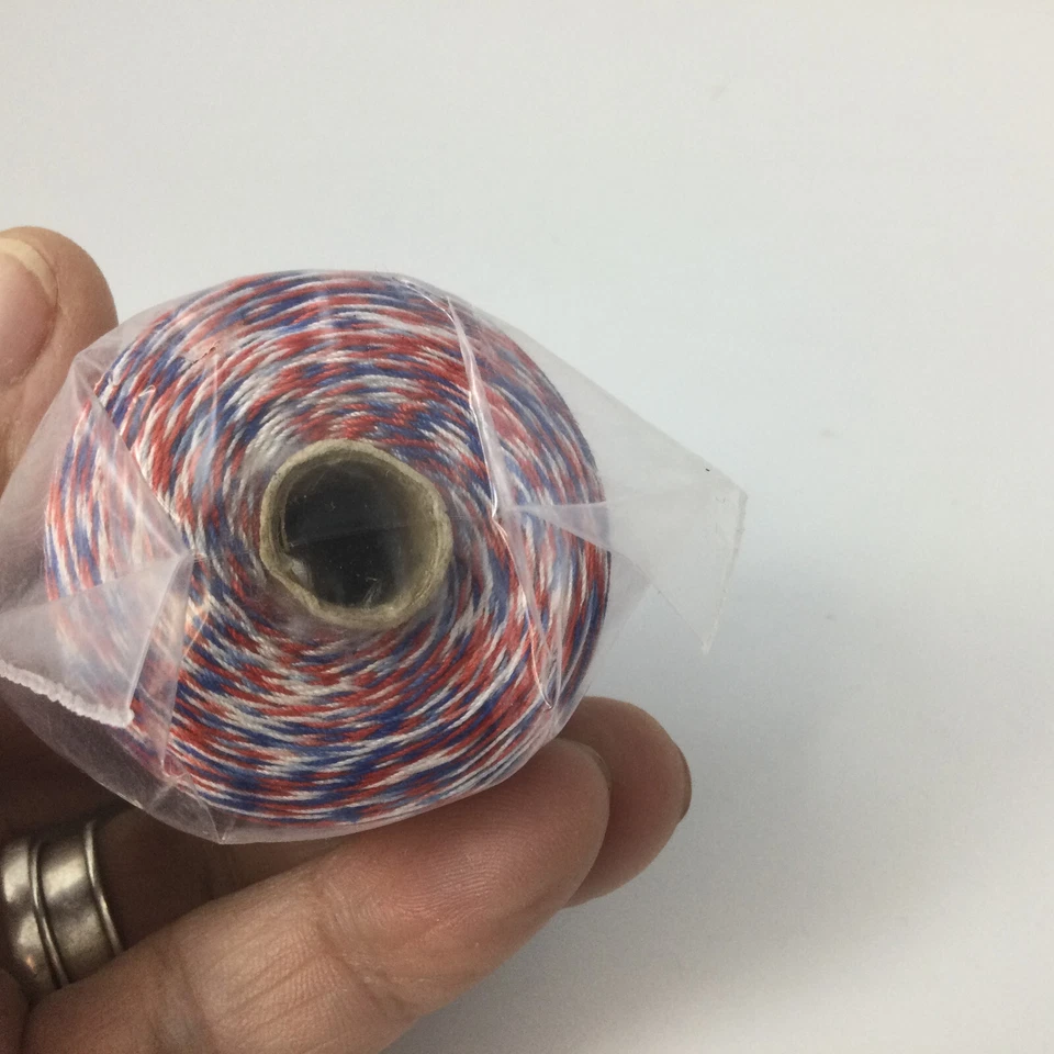 Tread Cotton  1080 Yds Variegated Quilting Stitching Serger Embroidery New - Image 3 of 3