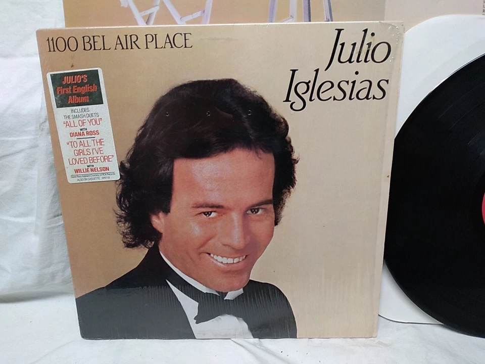 Julio Iglesias 1100 Bel Air Place Vinyl LP Columbia records QC 39157 1984 insert - Image 3 of 4