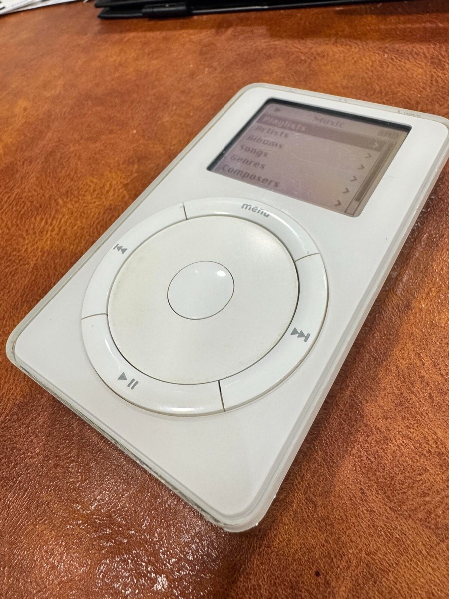 Apple iPod Classic 2nd Gen 20GB White - Fully Working | eBay UK