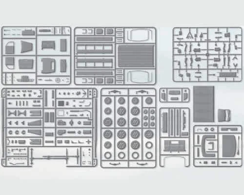 Studebaker US6 with Soviet Medical Personnel 1:35 ICM35513 - icm modellismo - Immagine 2 di 3