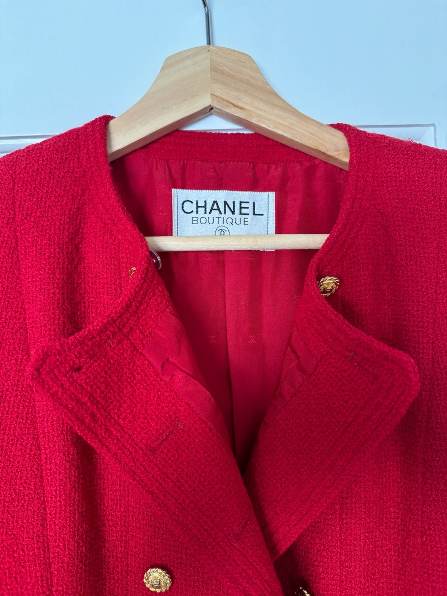 CHANEL ダークレッド スパンコールジャケット 36 CHANEL Red Tweed Jacket with 20 Gold CC Buttons Jacket Coat
