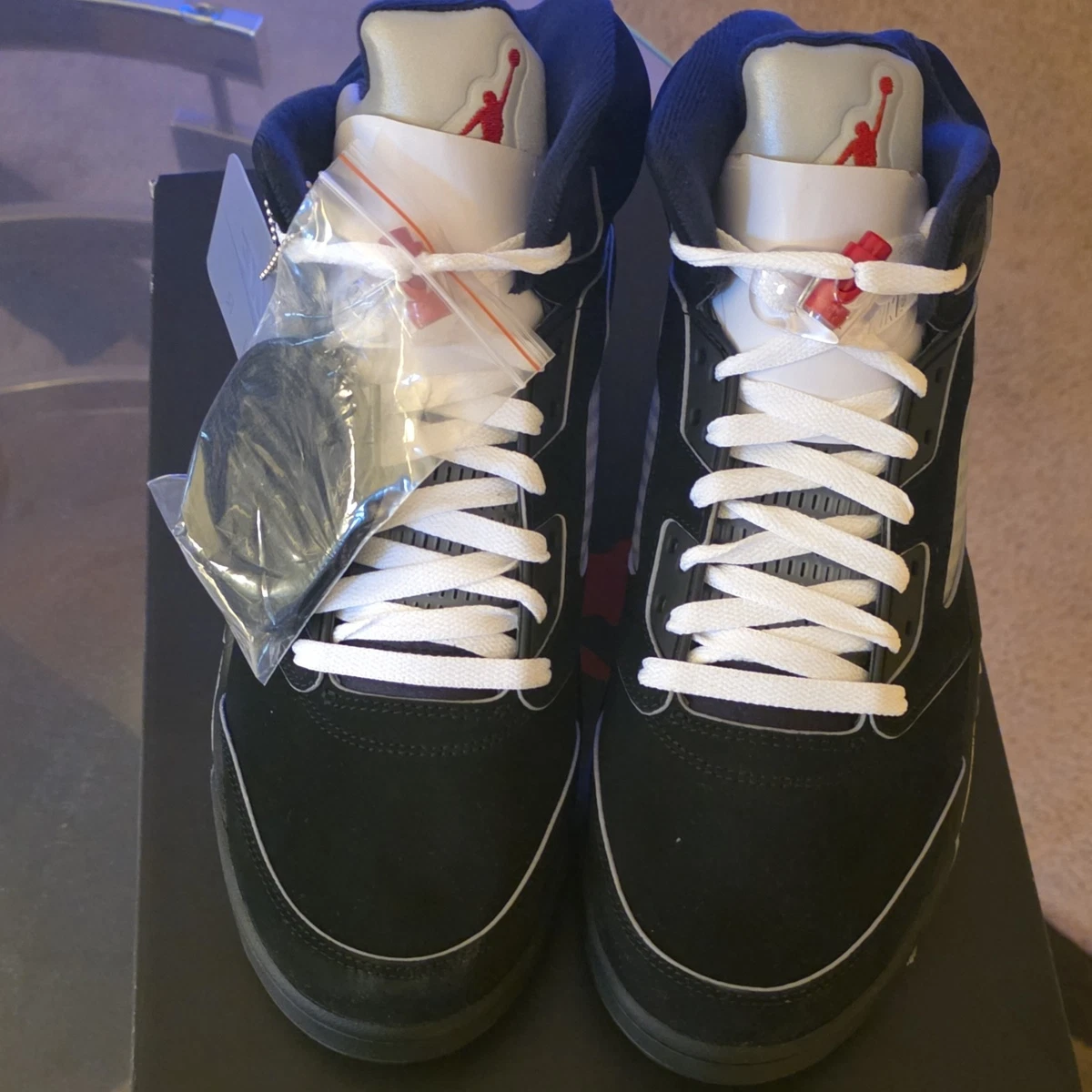 Preços baixos em Jordan 5 Retro OG Black Metallic Reimagined | eBay