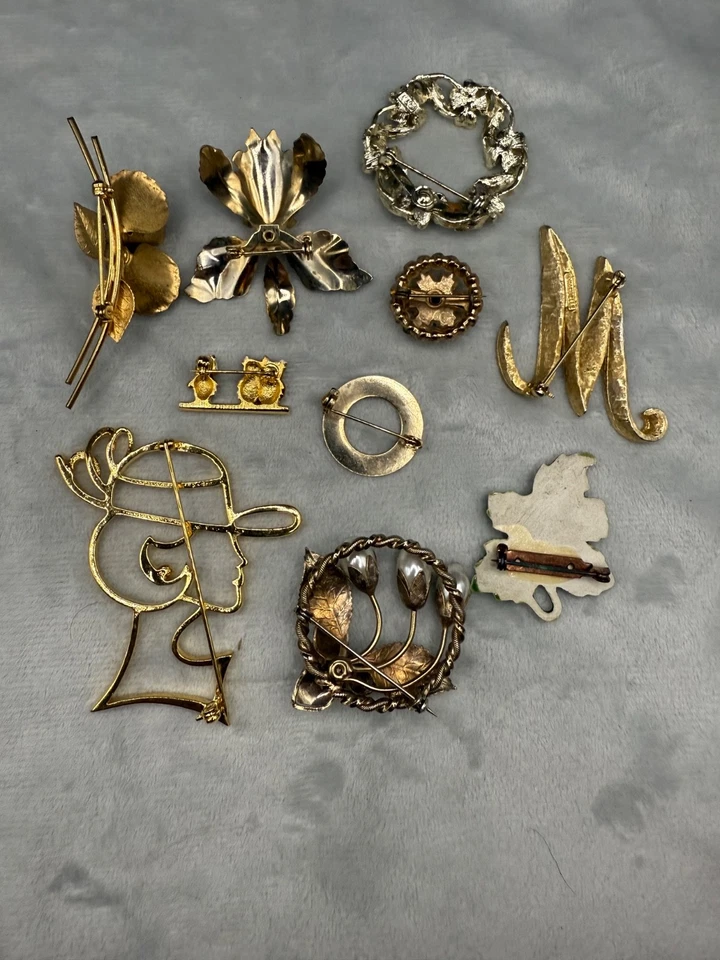 Vintage Brooch Lot Christmas Figural Enamel Rhinestone - Image 2 of 4