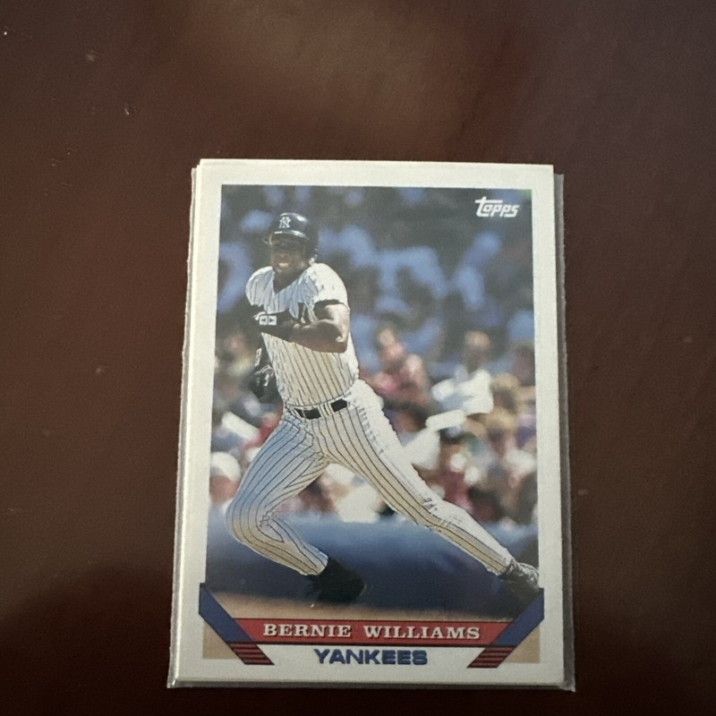 1993 Topps - #222 Bernie Williams