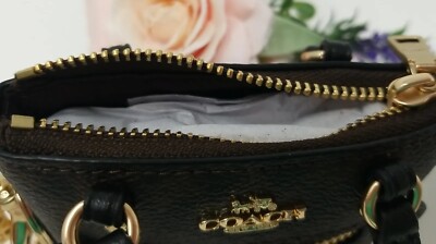 未使用級✨COACH ハンド ワンショルダーバッグ 金具チャーム キャンバス 未使用級✨コーチ キャンバス レザー ショルダーバッグ レッド