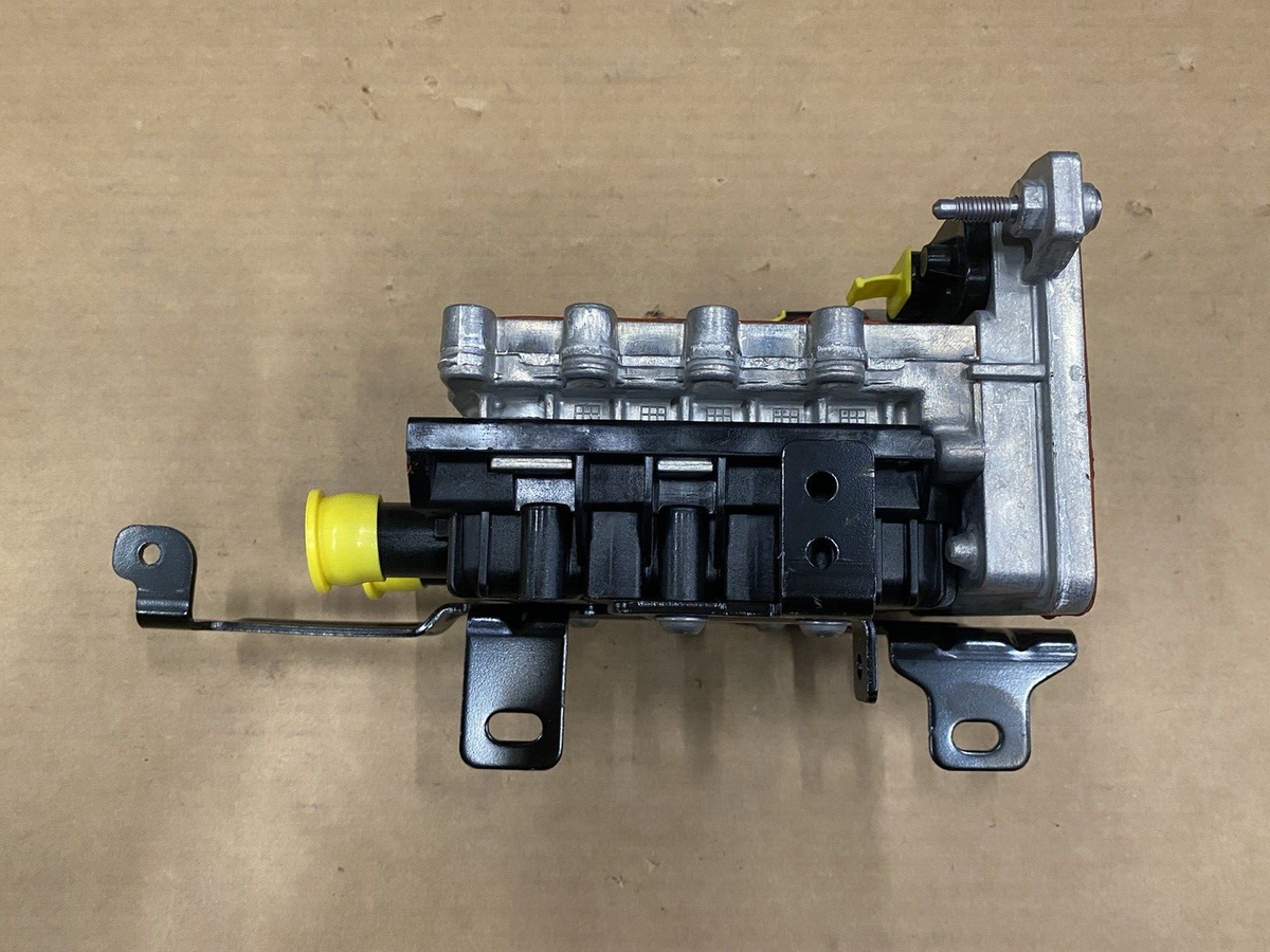 3way!!  ×Mercedes Benz コート Mercedes Benz New Factory Heater Control Solenoid Valve S