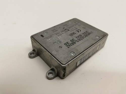 Mercedes W210 E280 -  Antennenverstärker Verstärker Steuergerät  2038203926 (00)
