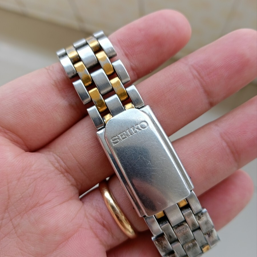 RARE Seiko 5 Superior Two Tone Automatic 7S36 0030 White RARE Seiko 5 Superior Two Tone Automatic 7S36 0030 White