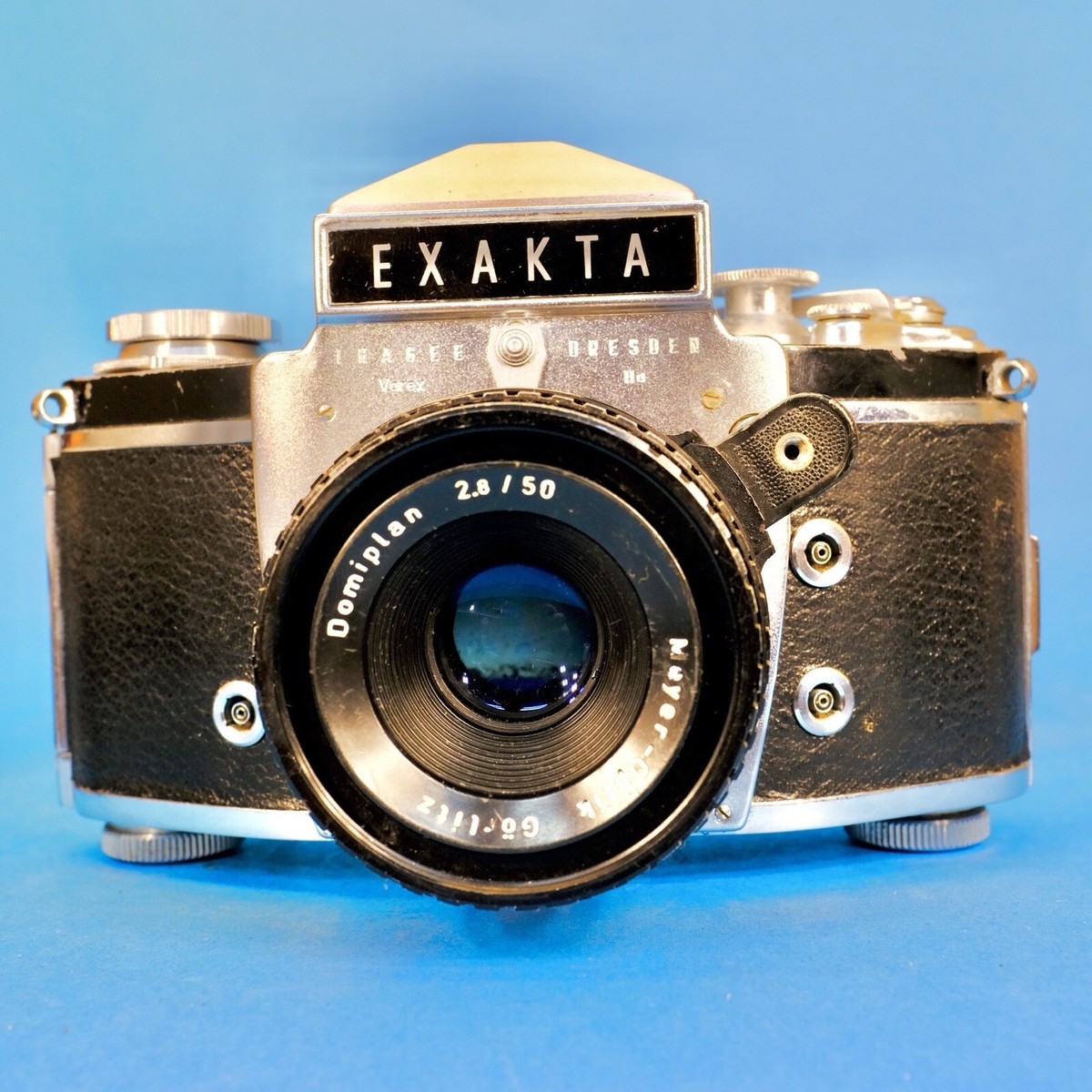 Vintage Exakta Varex IIa 2a 35mm Film SLR Camera & Domiplan 2.8