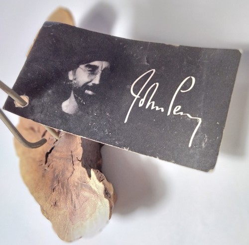 Escultura de colección de John Perry El flamenco montada en madera burl con etiqueta - Imagen 4 de 15