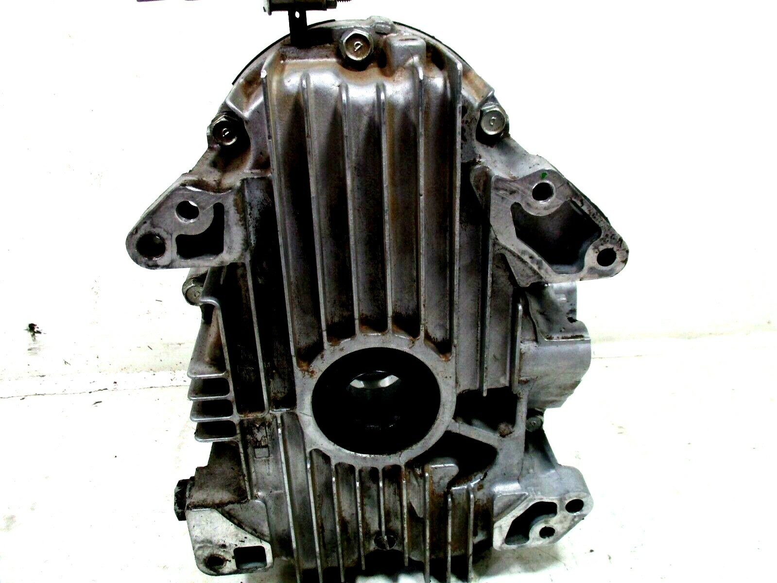 JOHN DEERE Z445 CRANKCASE COVER PART NO. MIU11292 (SUBS FROM  