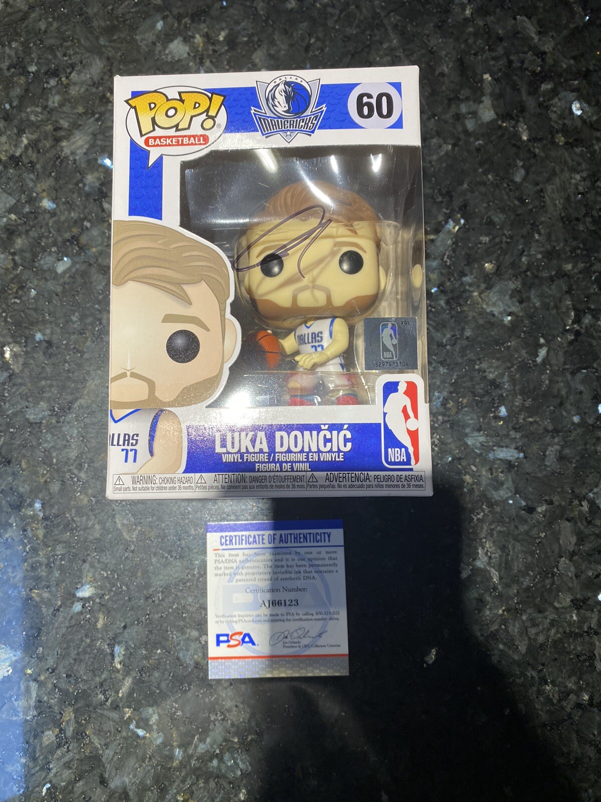 LUKA DONCIC 60 SIGNED FUNKO POP VINYL DALLAS MAVERICKS NBA BASKETBALL Psa Cert 