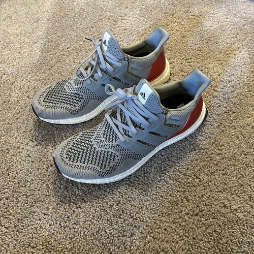 Adidas UltraBoost 1.0 DNA einfarbig grau scharlachrot Schuhe Herren Größe 11