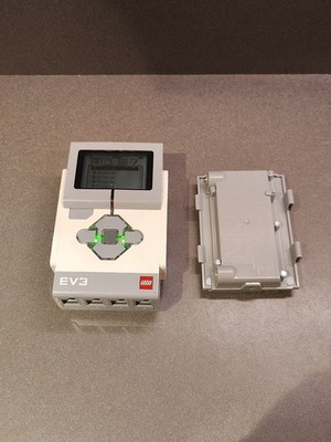 Lego EV3 Intelligent Brick with rechargeable battery Please Read
