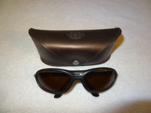 Vaurnet 032 Pouilloux Matte Black Wrap Around Frame Sunglasses w/ Vaurnet Case 