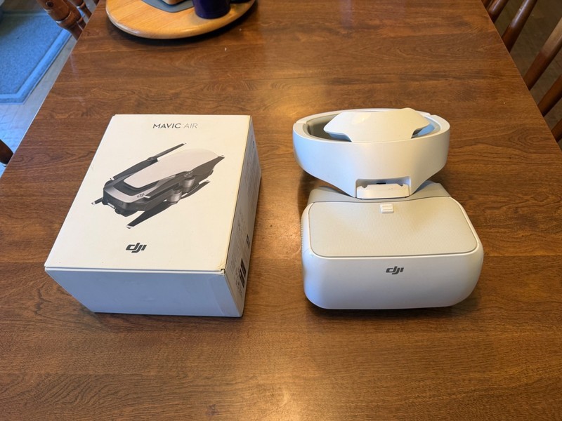 DJI Mavic Air Fly More Combo Quadcopter Drone Kit (Flame Red) *USED*