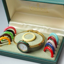 Near MINT GUCCI 11/12 12 Change Bezel Gold Bangle Quartz Ladies Watch w/ Box