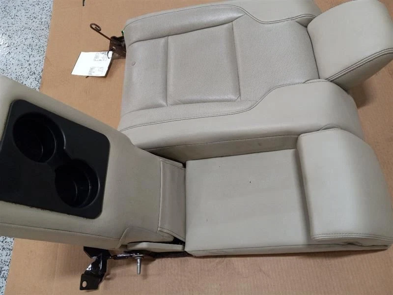 Ford Taurus 2010 asiento trasero derecho parte superior cuero 5173 Foto 4 de 4