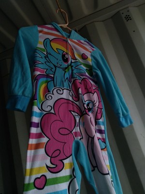 My Little Pony Rainbow Dash Throw | Harry Corry Limited