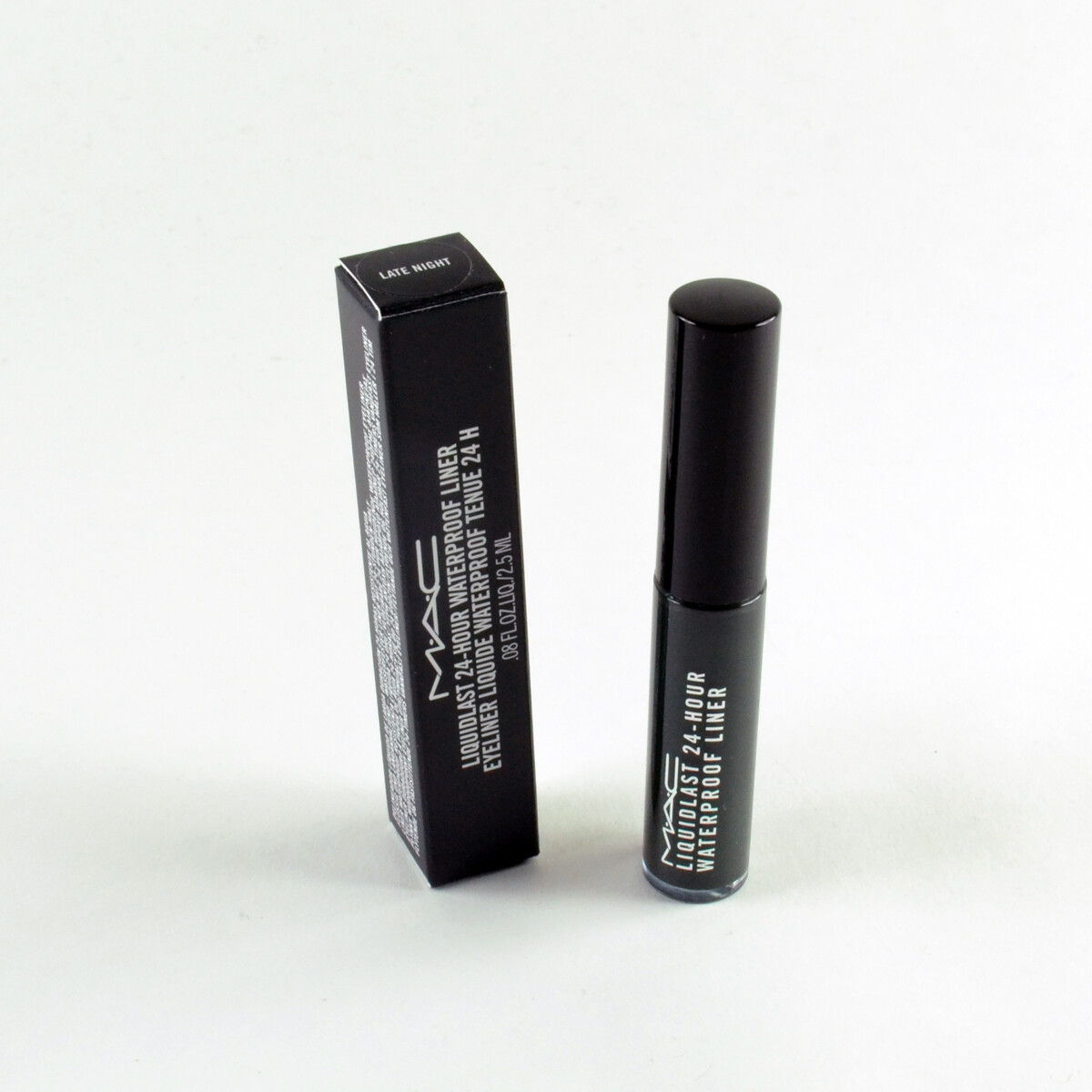 Mac Liquidlast 24-Hour Waterproof Liner Eyeliner LATE NIGHT