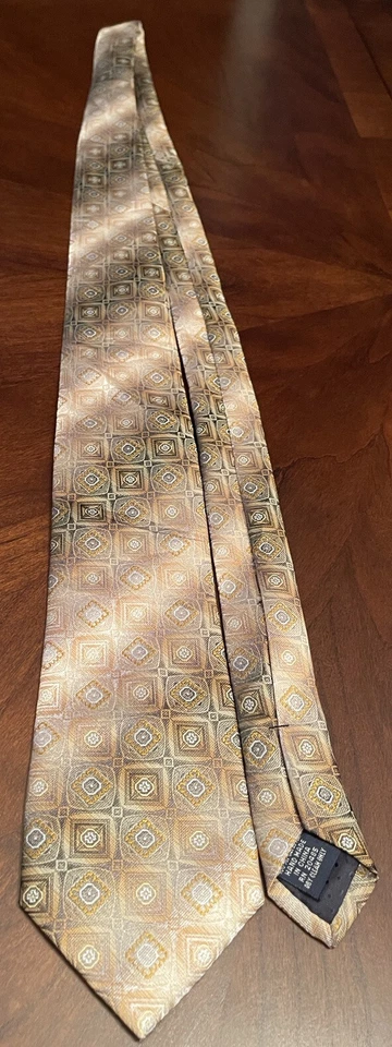 Pierre Cardin Gold Black Hand Made 100% Polyester Men’s Neck Tie Made In China - Image 3 of 4