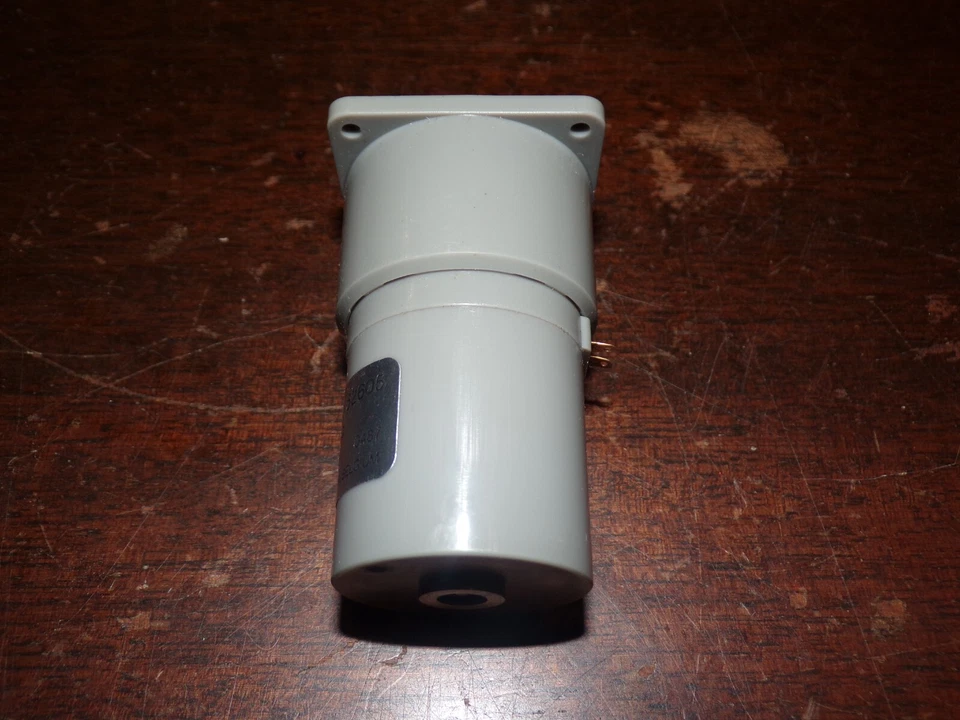 PREMOTEC 990412052605 Moteur DC 12V 70rpm DCM31 PHILIPS - Photo 2/4